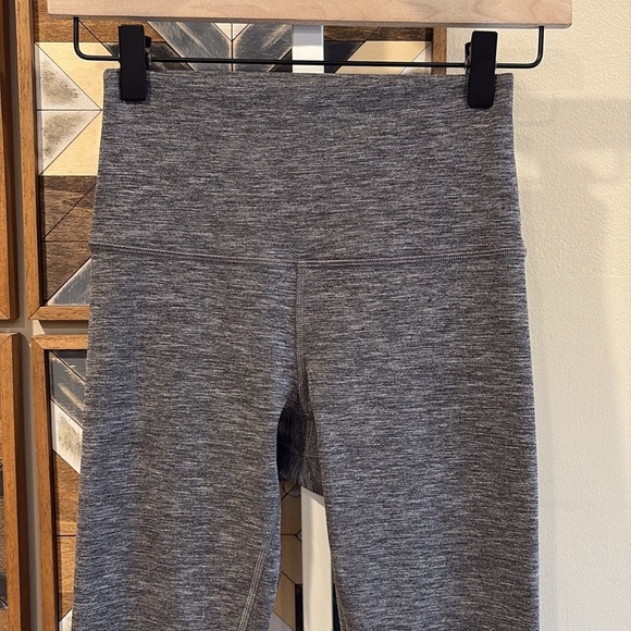 Lululemon Lululemon Align Pant 25" Leggings Heathered Black Grey 4 EUC - Picture 2 of 6